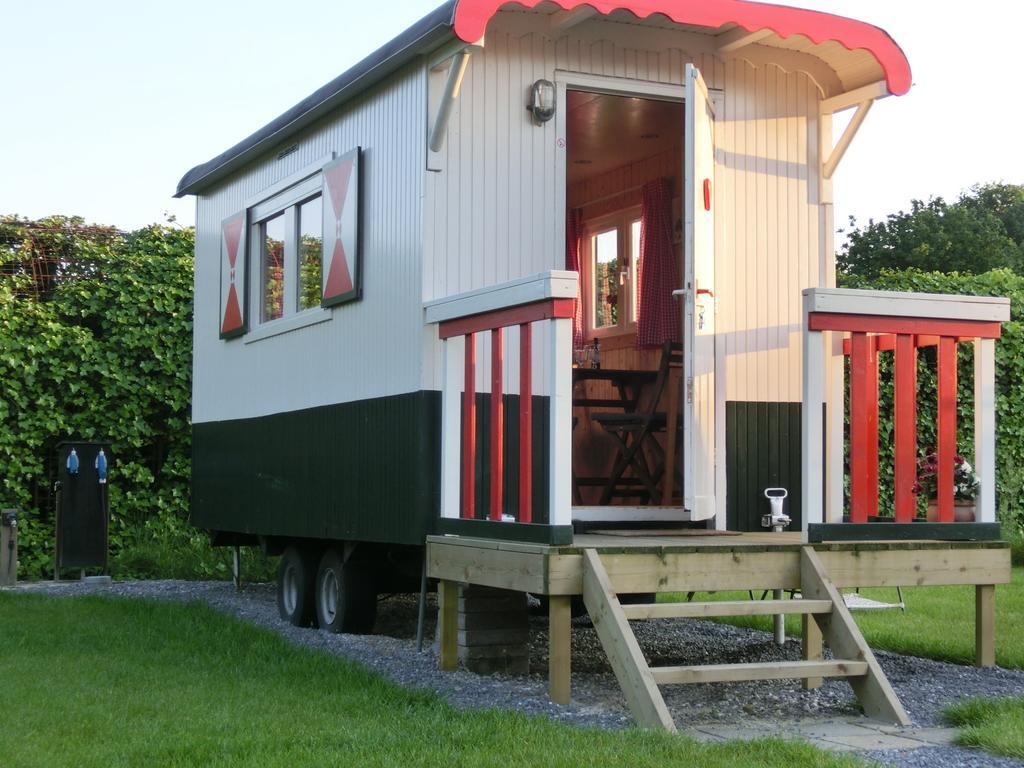 Pipowagen Camping Puur Genieten Bed & Breakfast Someren Ruang foto