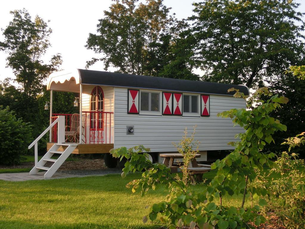 Pipowagen Camping Puur Genieten Bed & Breakfast Someren Ruang foto