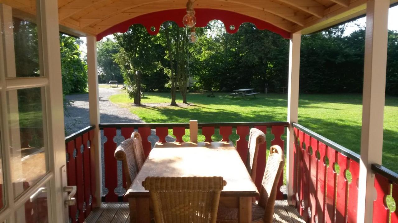 Pipowagen Camping Puur Genieten Bed & Breakfast Someren Bagian luar foto